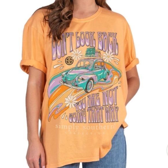 NWT Simply Southern ‘Don’t Look Back You’re Not Going That Way’ Oversize Graphic - Picture 1 of 4